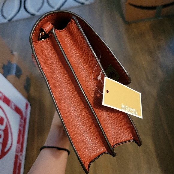 Michael Kors Crossbody Bag - Picture 3 of 7